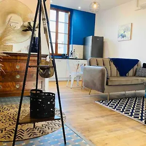 chez-marius-valence-proche-gare-centre.hotels-rhonealpes.com/