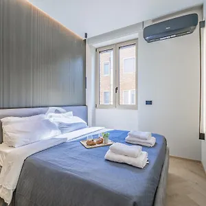 https://luxury-suite-nel-cuore-di-milano-20123.italymilanhotels.net