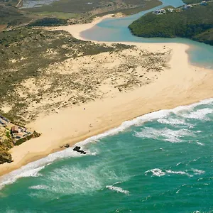 https://casa-da-ponte-aljezur-center.hotelaalgarve.com
